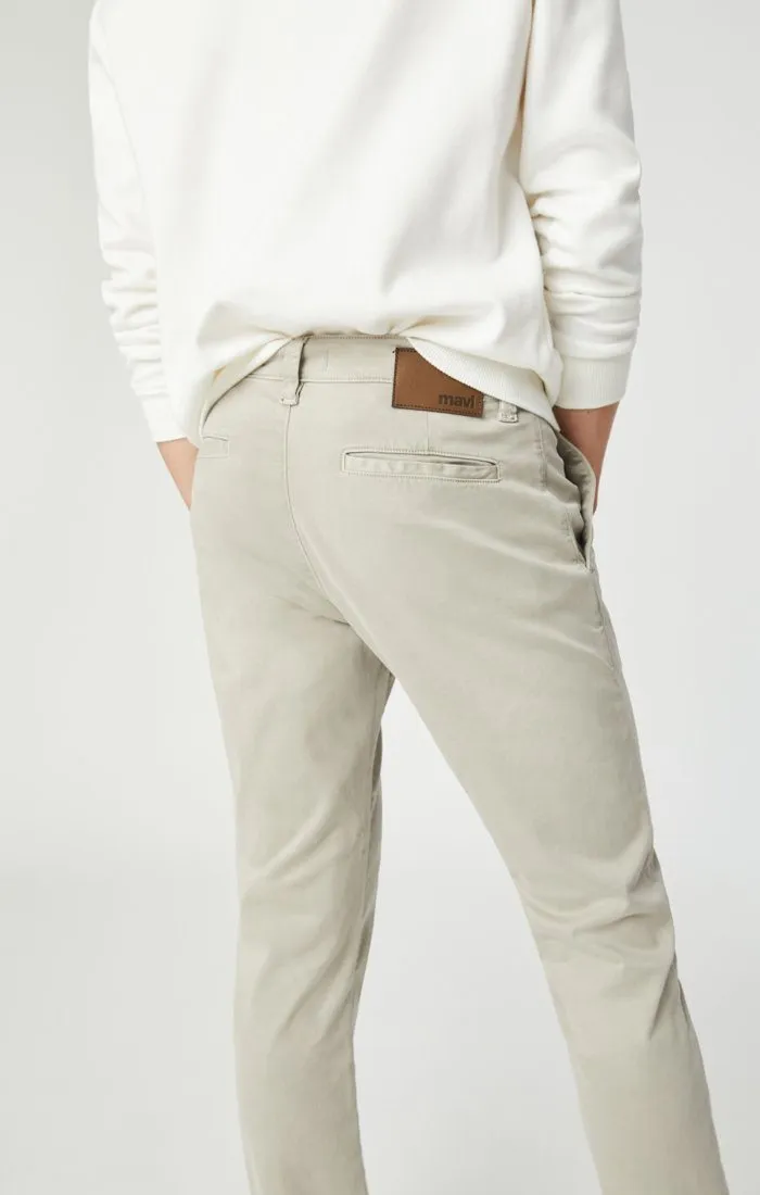 JOHNNY SLIM LEG CHINO IN STONE GREY SATEEN