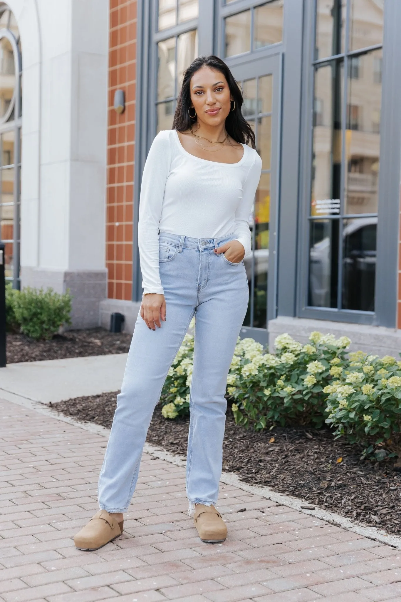 Light Wash 90's High Rise Straight Leg Jeans - FINAL SALE