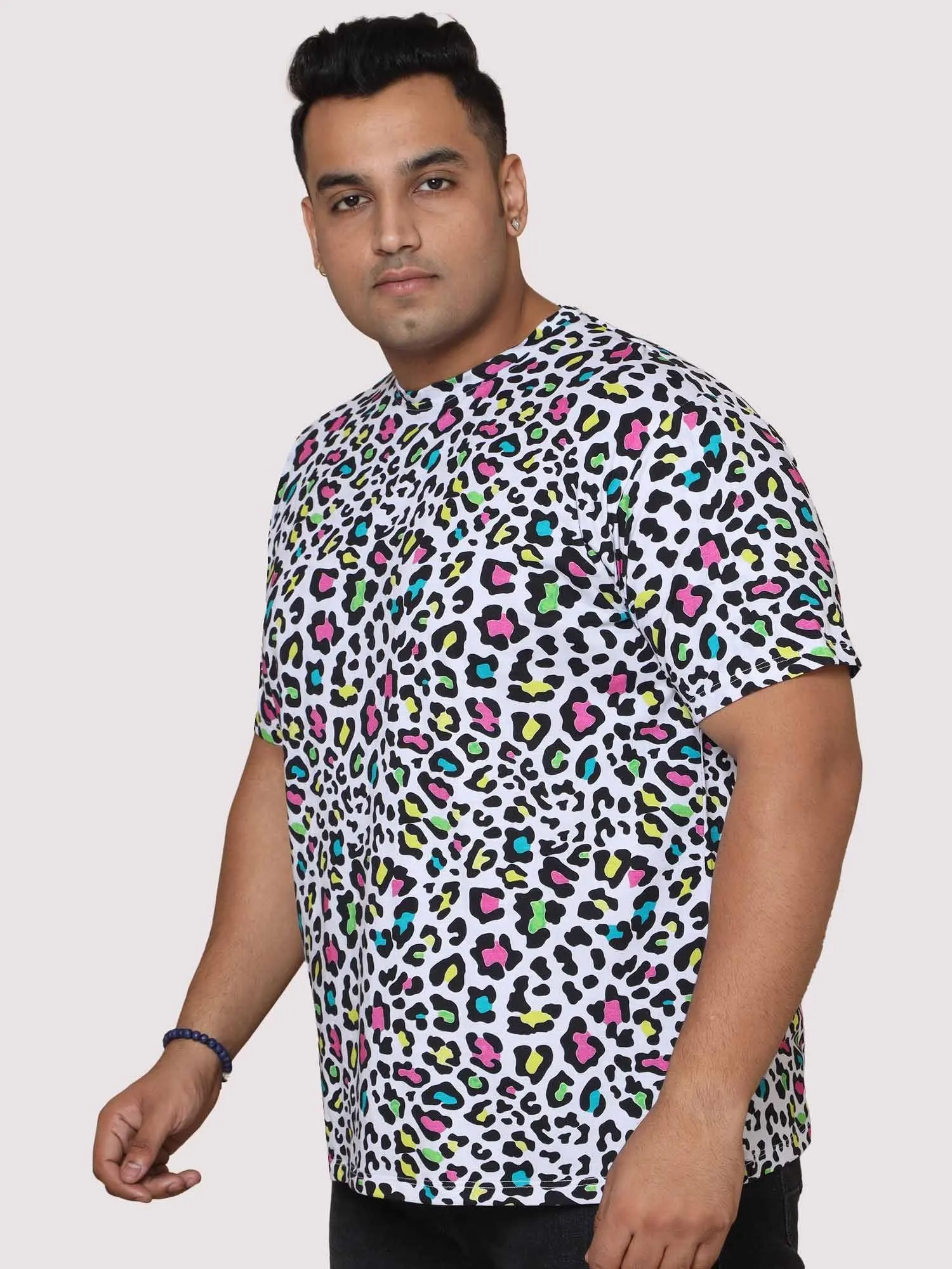 Men Plus Size Leopard Skin Pattern Digital Printed Round Neck T-Shirt