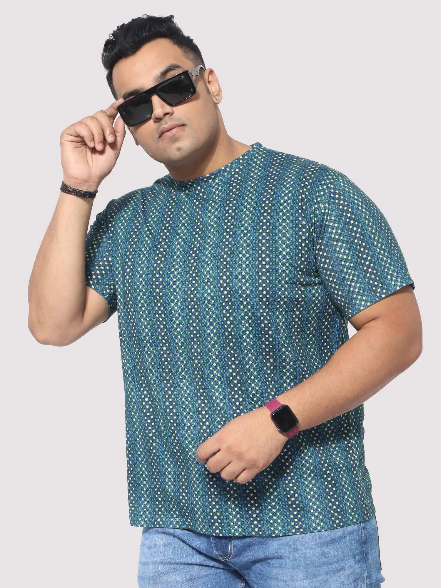 Men Plus Size Matrix Digital Printed Round Neck T-Shirt