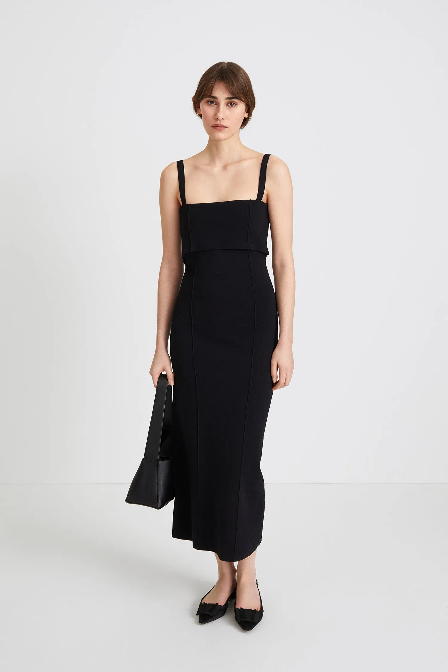 PEG DRESS - BLACK