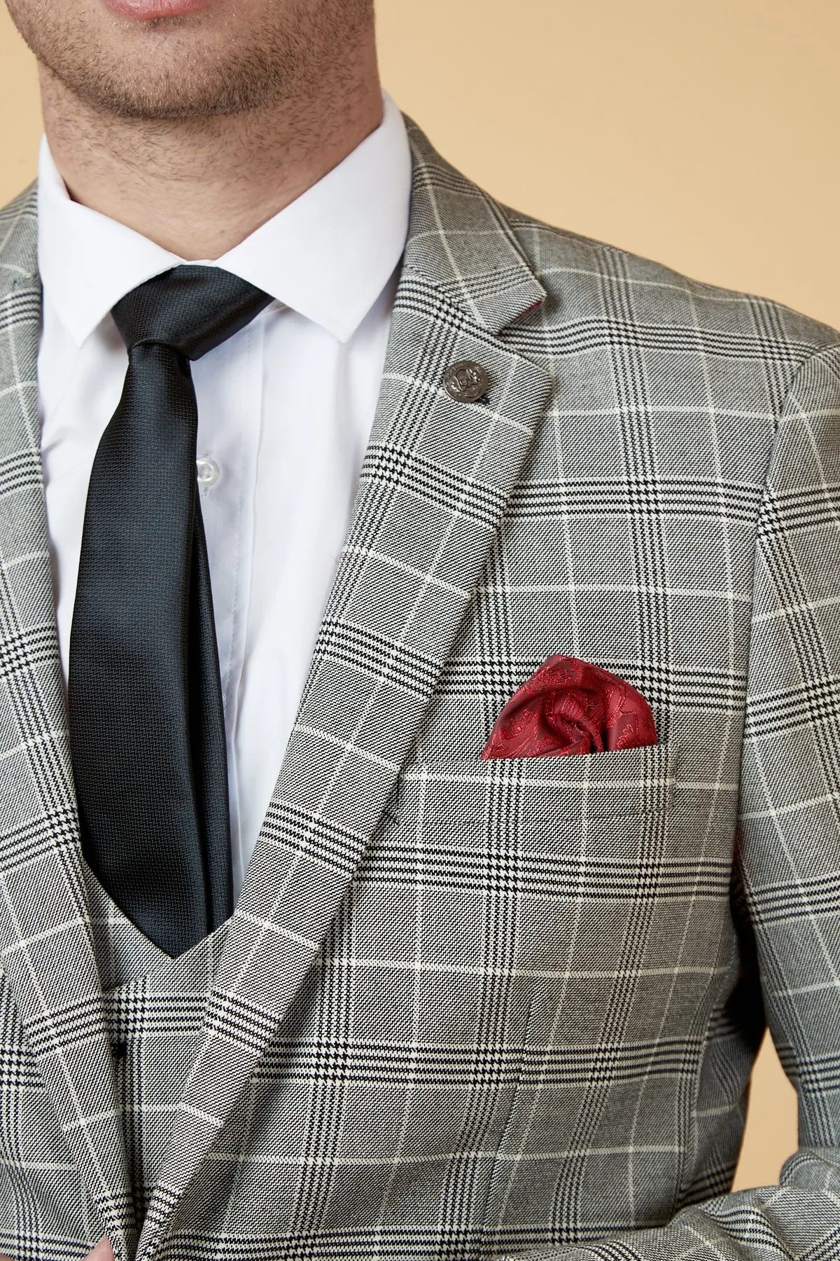 ROSS - Grey Check Three Piece Suit