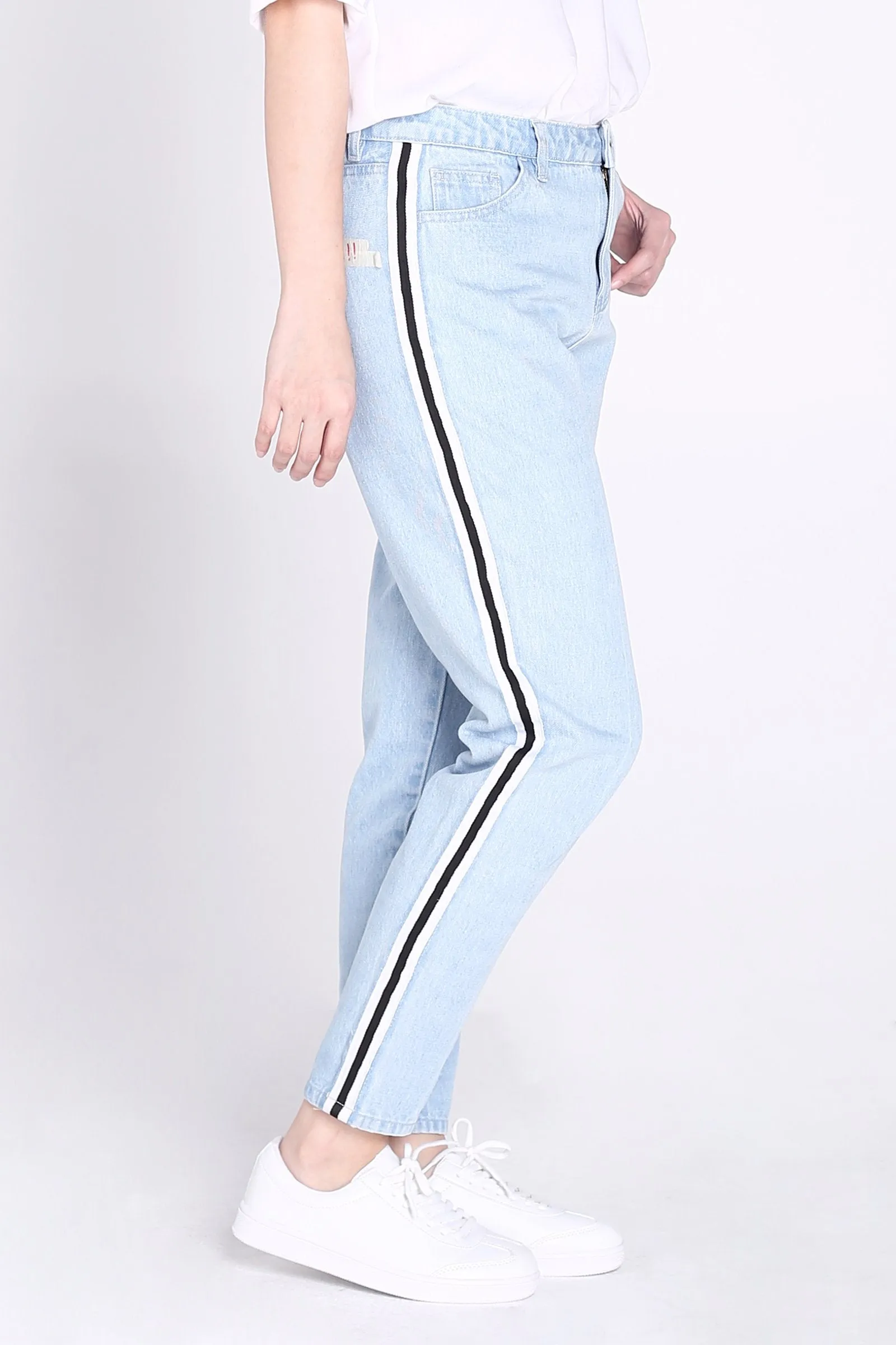 Vintage Slim Jeans With Side Stripe